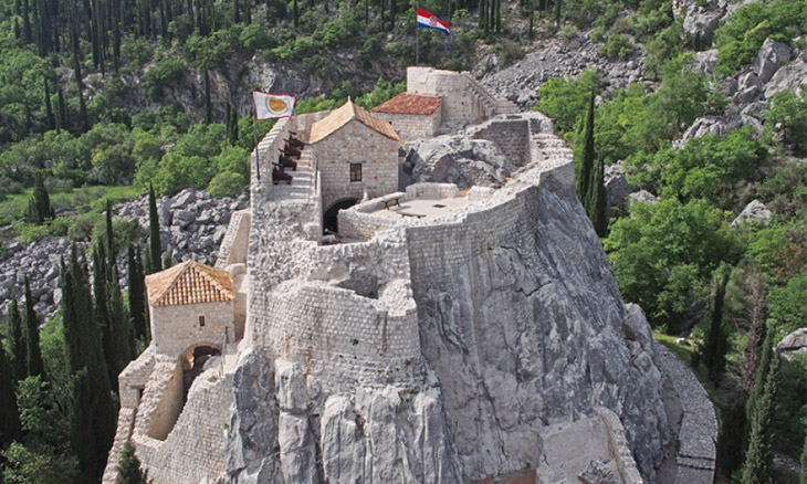 Fort Sokol